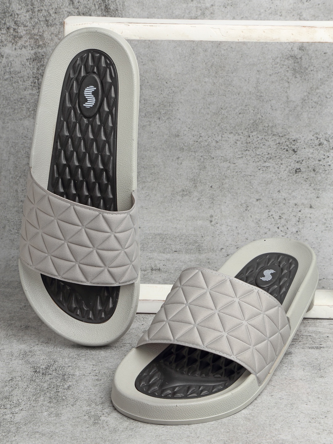 

Solethreads Women Grey & Black Sliders