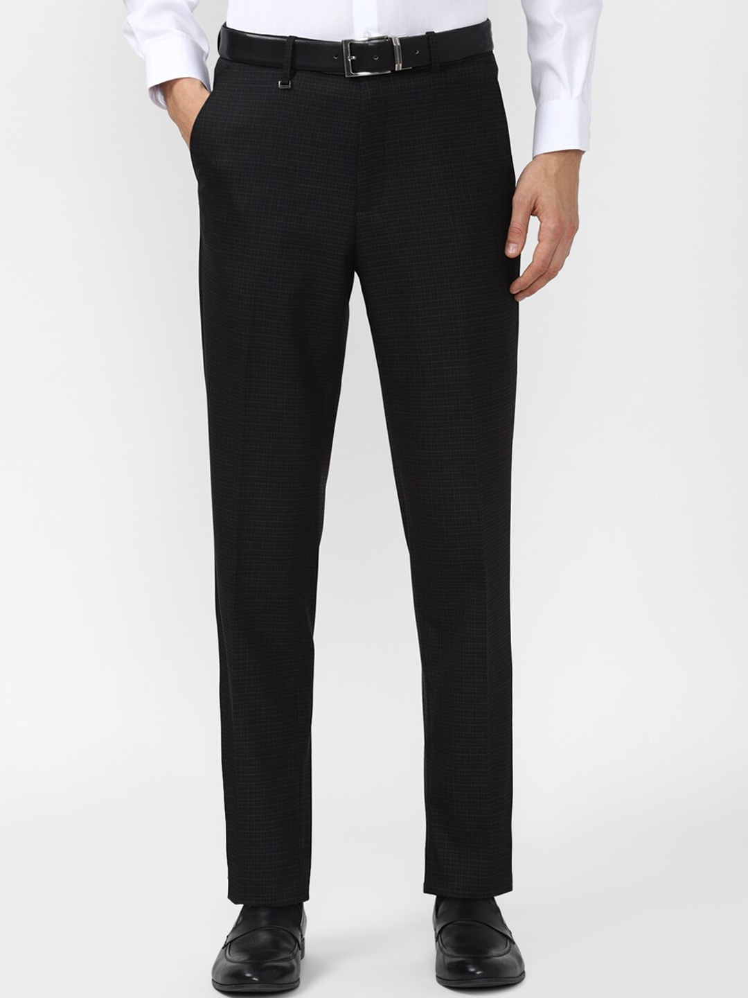 

Van Heusen Men Black Trousers