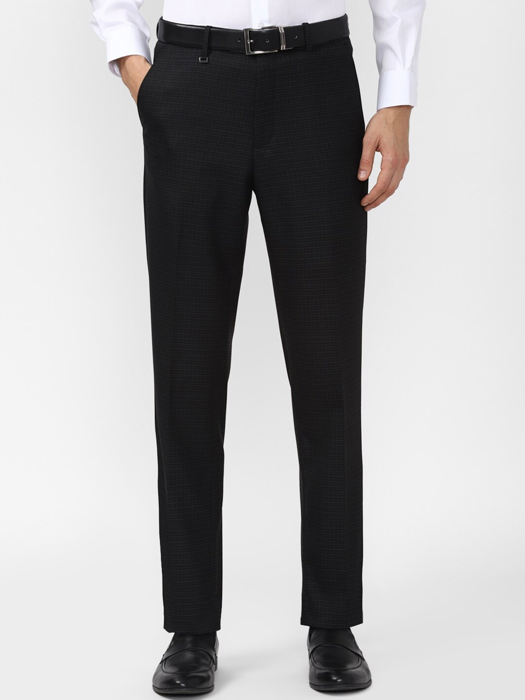 

Van Heusen Men Black Trousers