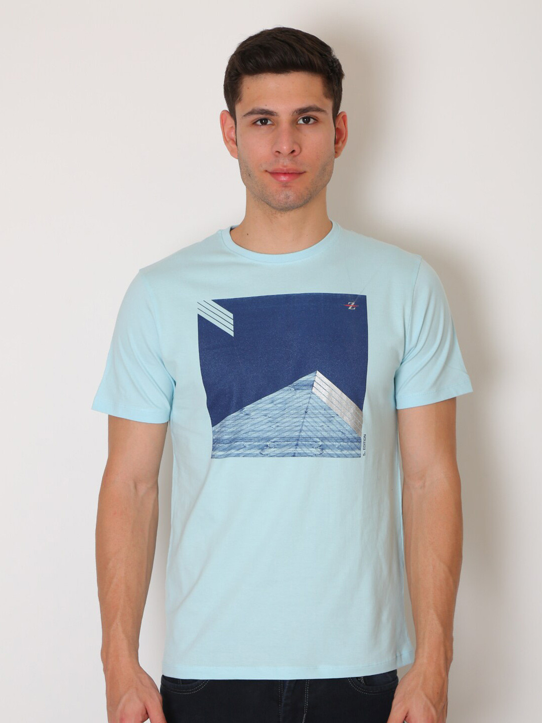 

VINSON Men Blue V-Neck Slim Fit T-shirt
