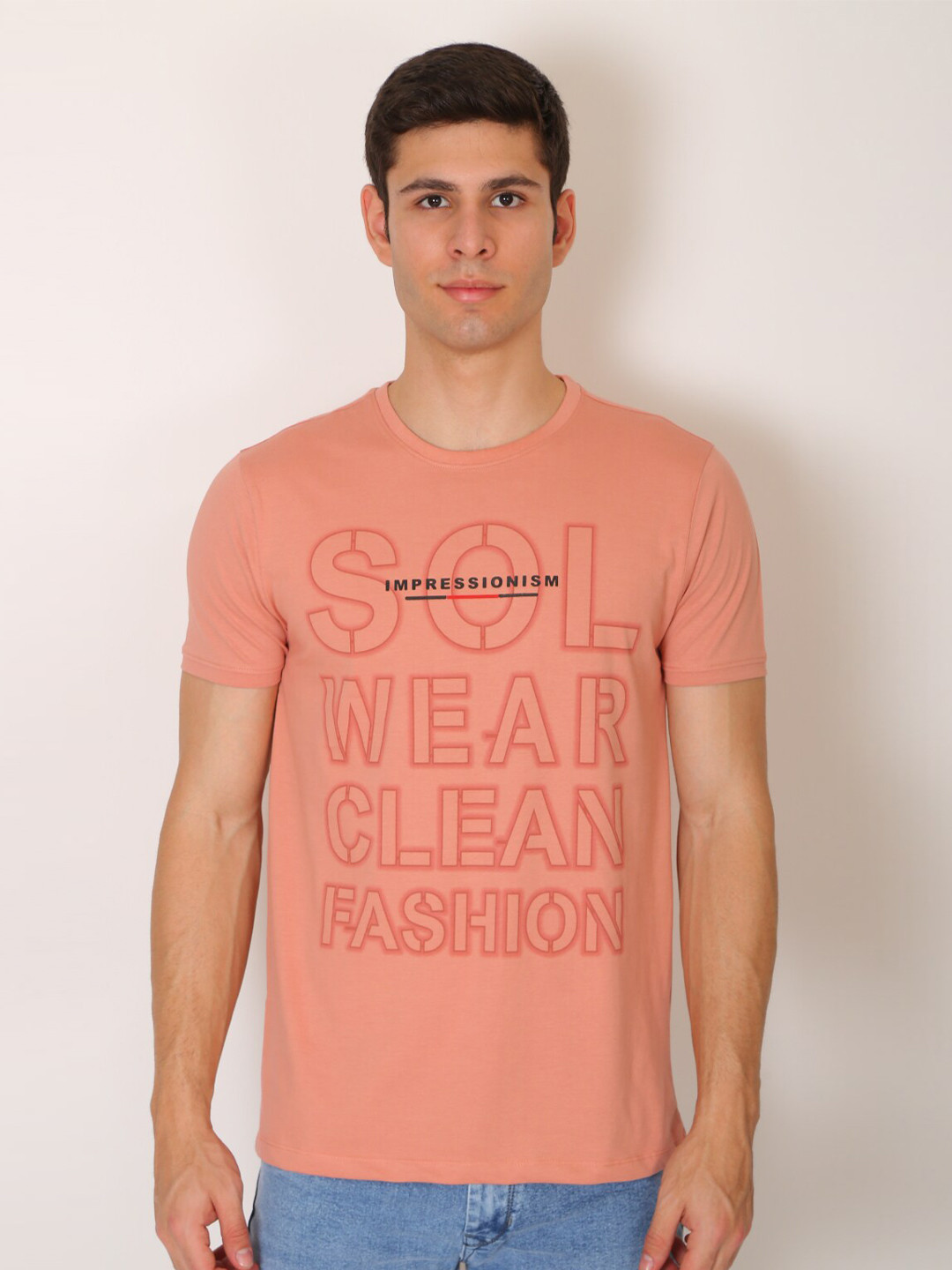 

VINSON Men's Peach-Coloured Typography Printed Raw Edge Slim Fit T-shirt
