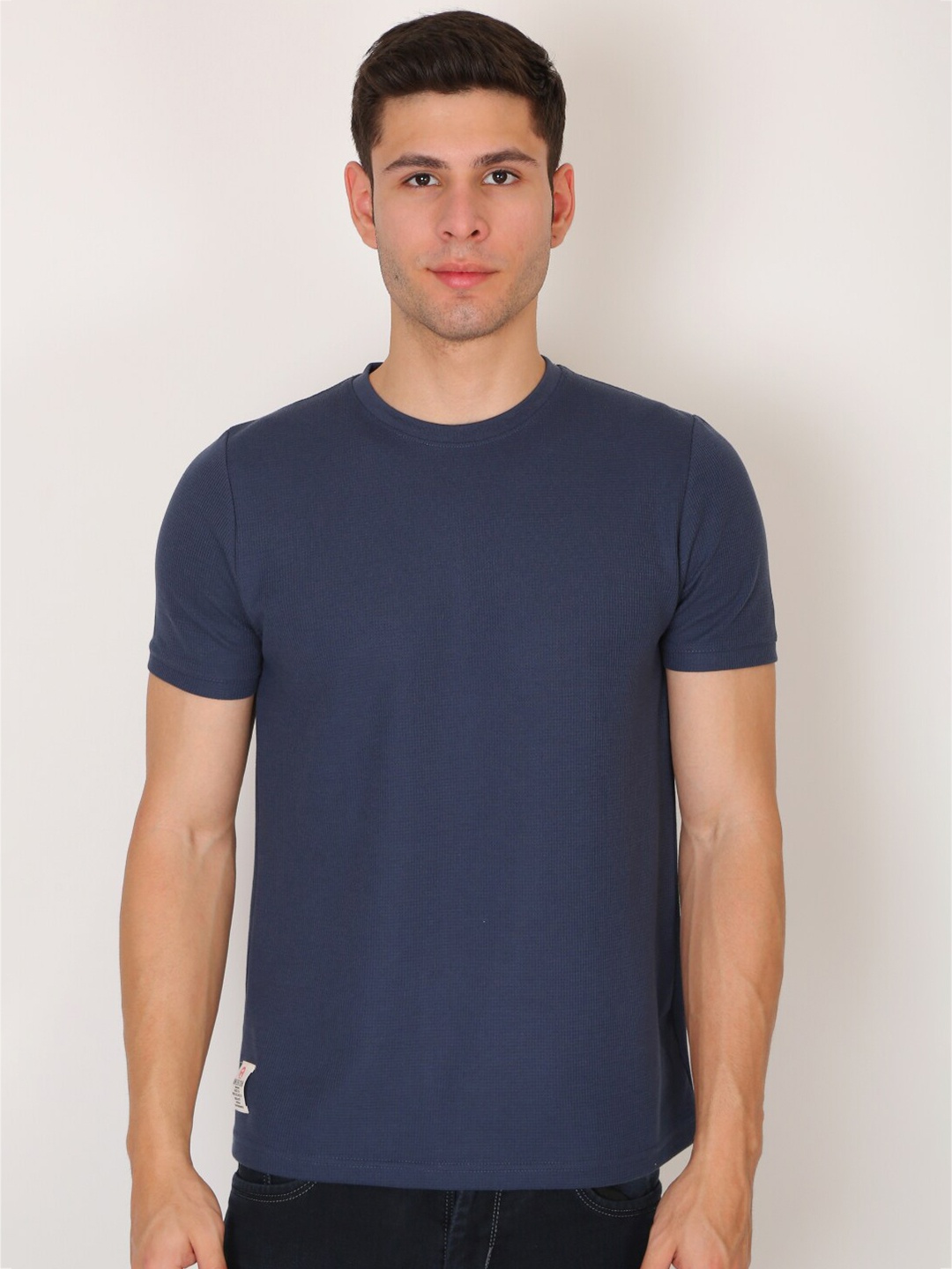 

VINSON Men Navy Blue Slim Fit Casual T-shirt