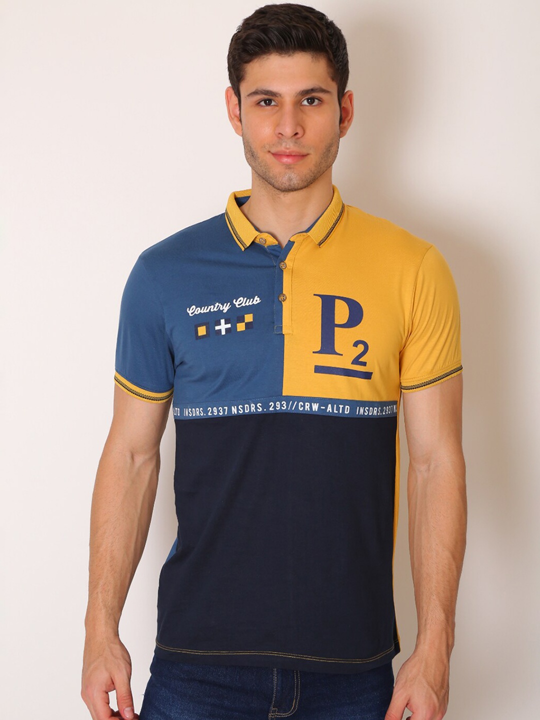

VINSON Men Black & Mustard Yellow Colourblocked Slim Fit T-shirt