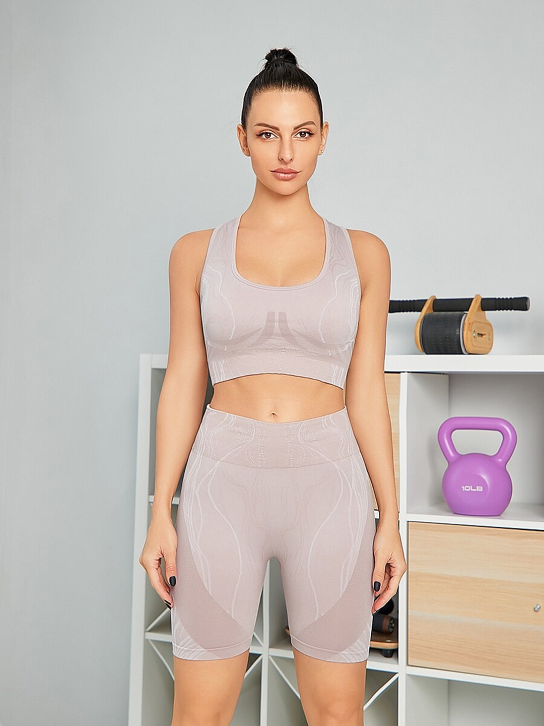 

Simplicity Women Mauve Printed Tracksuit