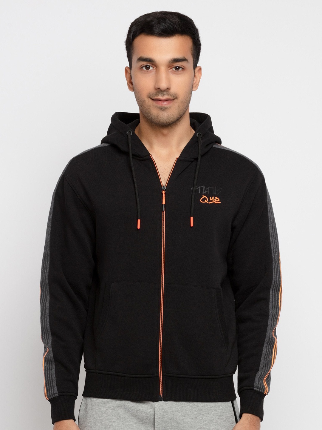 

Status Quo Men Black Sweatshirt