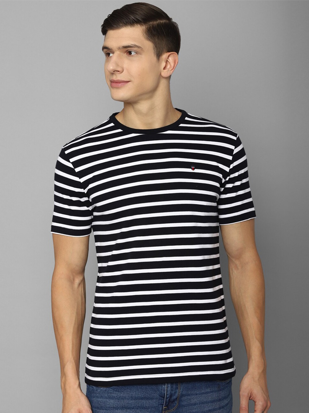 

Louis Philippe Sport Men Black & White Striped Slim Fit T-shirt