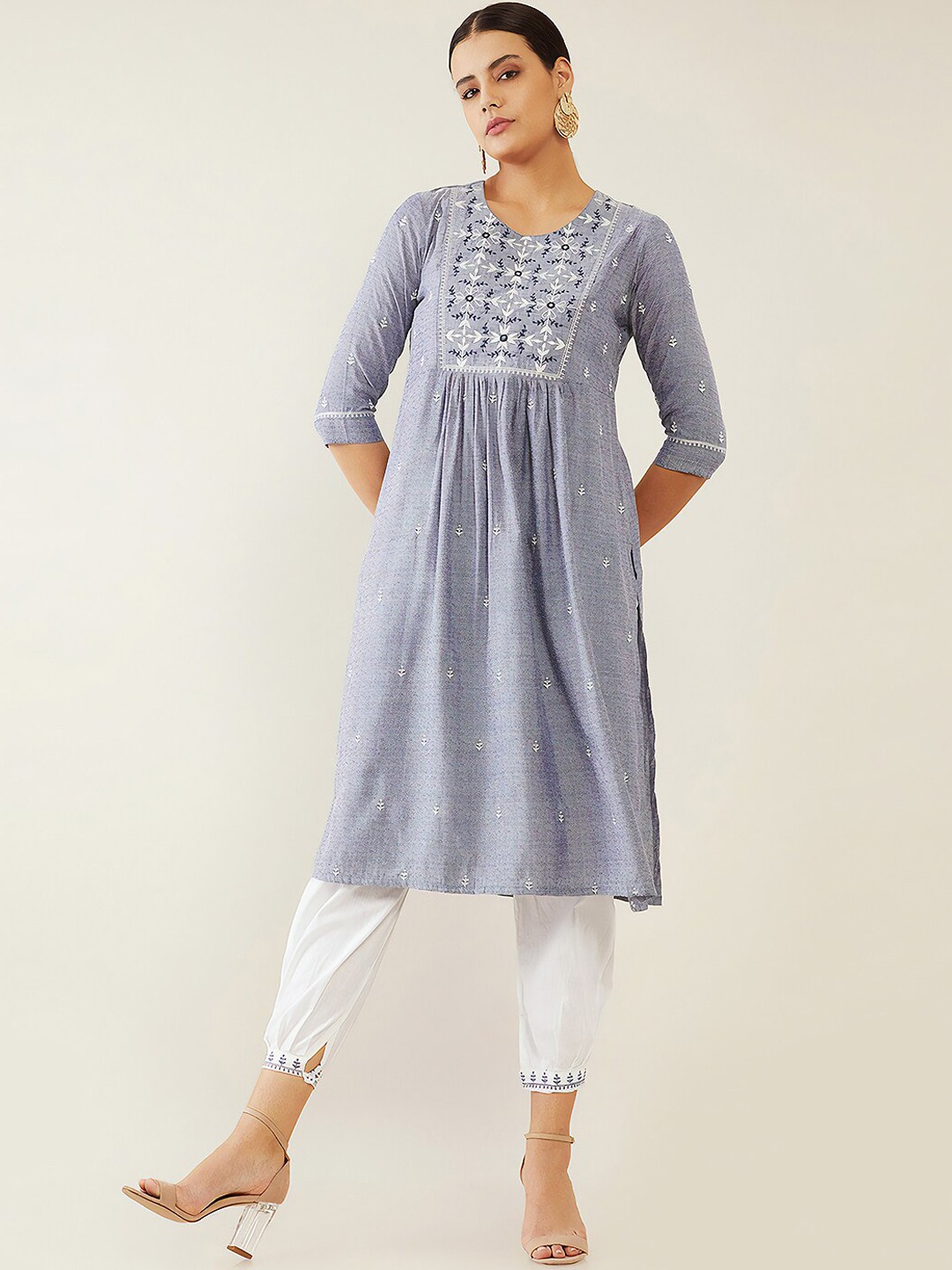 

Soch Women Grey Embroidered Panelled Thread Work Pure Cotton Kurta with Dhoti Pants