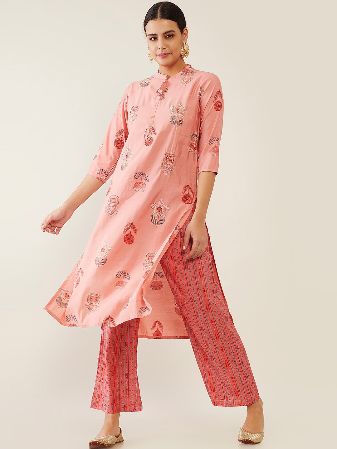 

Soch Women Peach-Coloured Floral Printed Beads and Stones Pure Cotton Kurta with Trousers