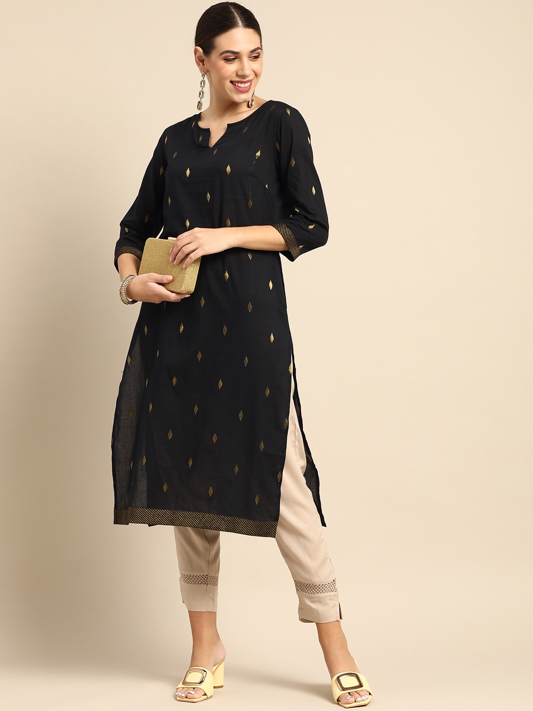 

Anouk Women Black Geometric Printed Kurta