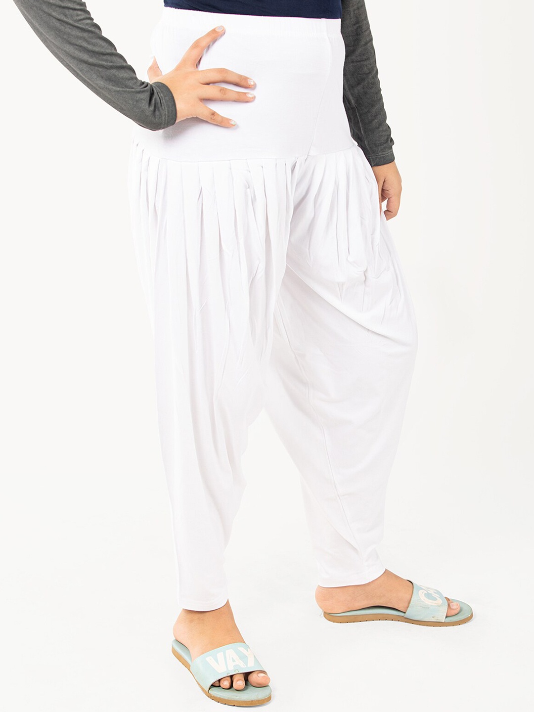 

indian flower Girls White Solid Patiala