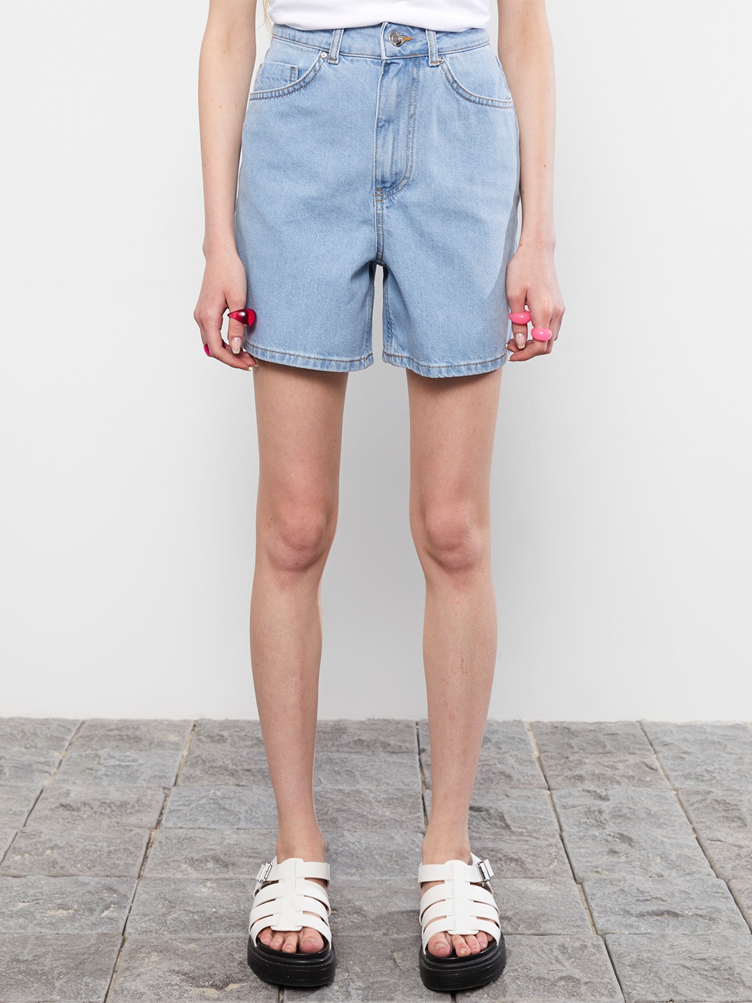 

LC Waikiki Women Blue Pure Cotton Denim Shorts