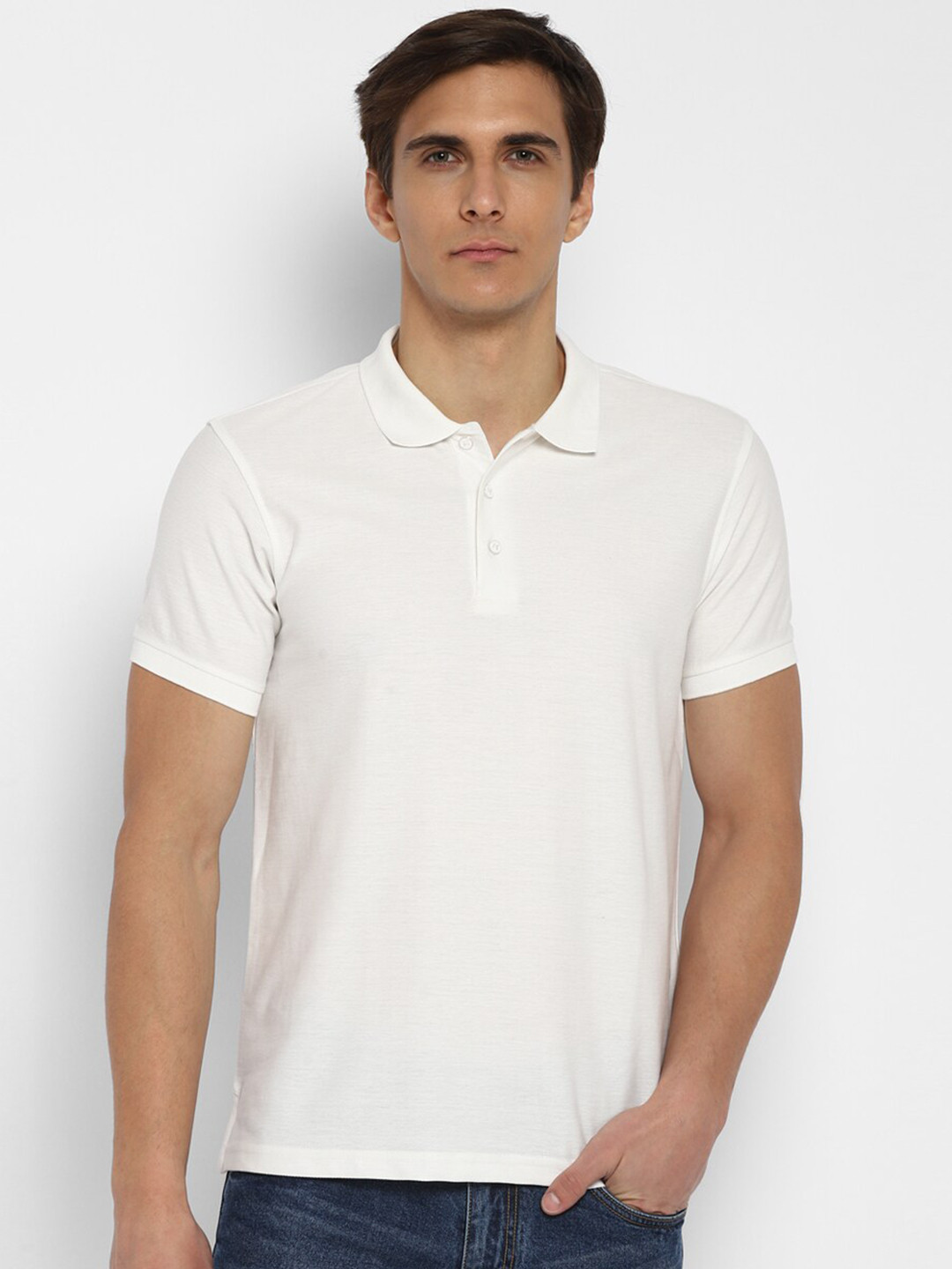 

Red Chief Men White Polo Collar Applique T-shirt
