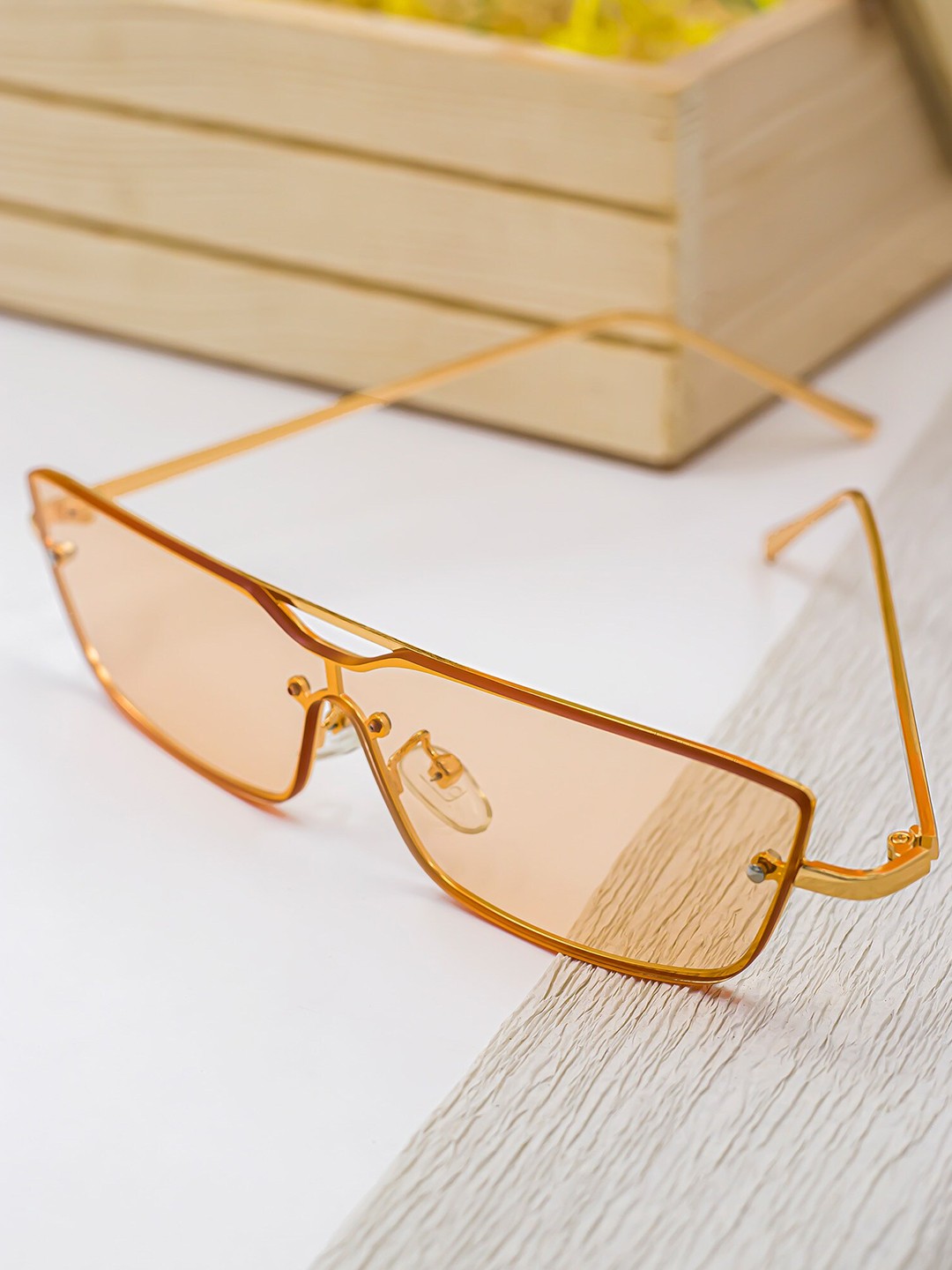 

Bellofox Women Pink Lens & Pink Rectangle Sunglasses, Peach