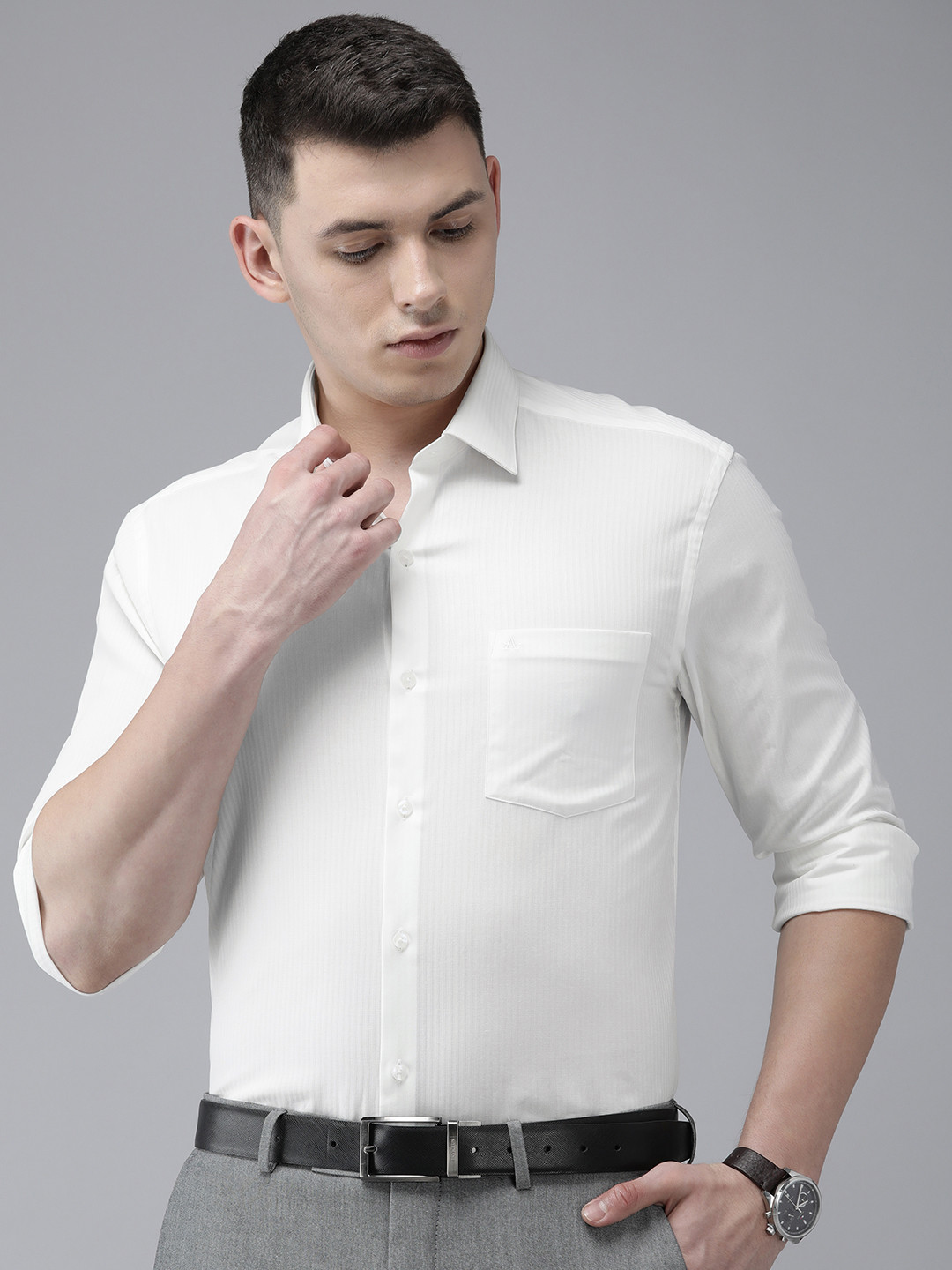 

Arrow Men White Solid Slim Fit Pure Cotton Formal Shirt