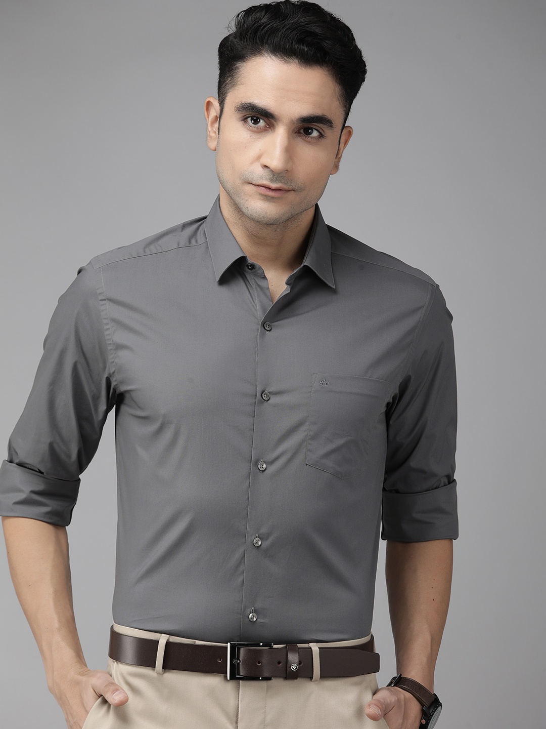 

Arrow Men Dark Grey Solid Original Slim Fit Formal Shirt
