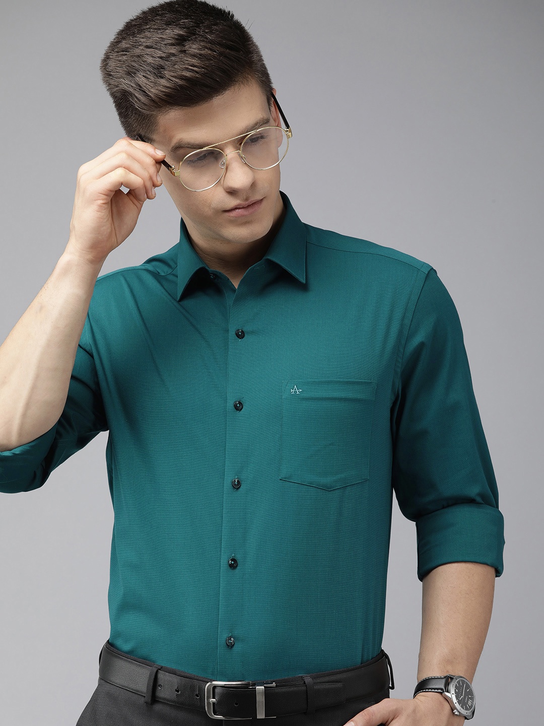 

Arrow Men Teal Green Self-Design Manhattan Slim Fit Formal Shirt