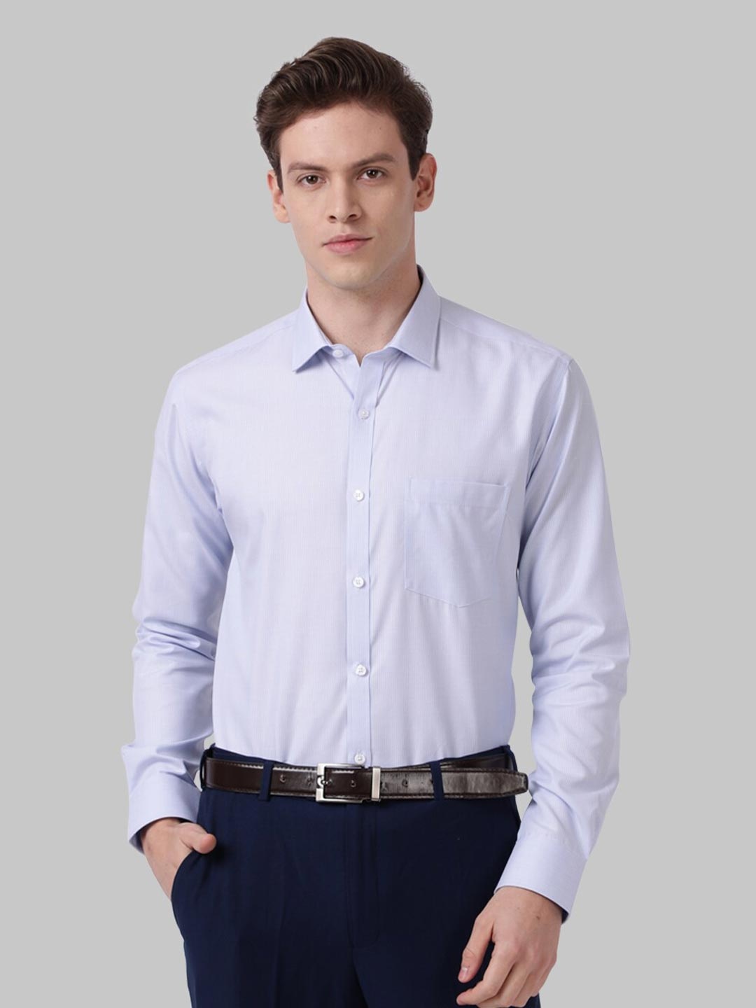 

Park Avenue Men Blue Slim Fit Chevron Casual Shirt