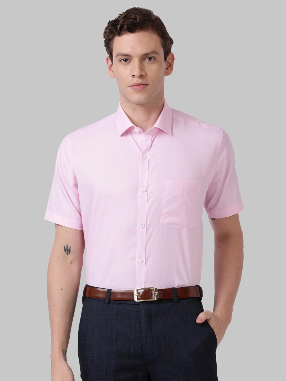 

Park Avenue Men Medium Red Regular Fit Formal Shirt