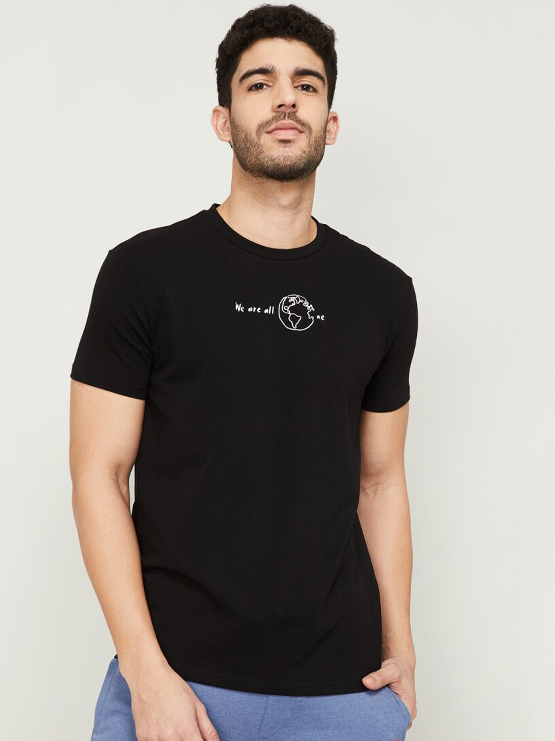 

Fame Forever by Lifestyle Men Black Solid T-shirt