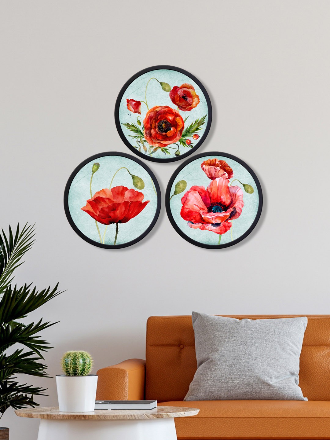 

999Store Set Of 3 Red & Blue Printed Flowers Round Wall Art