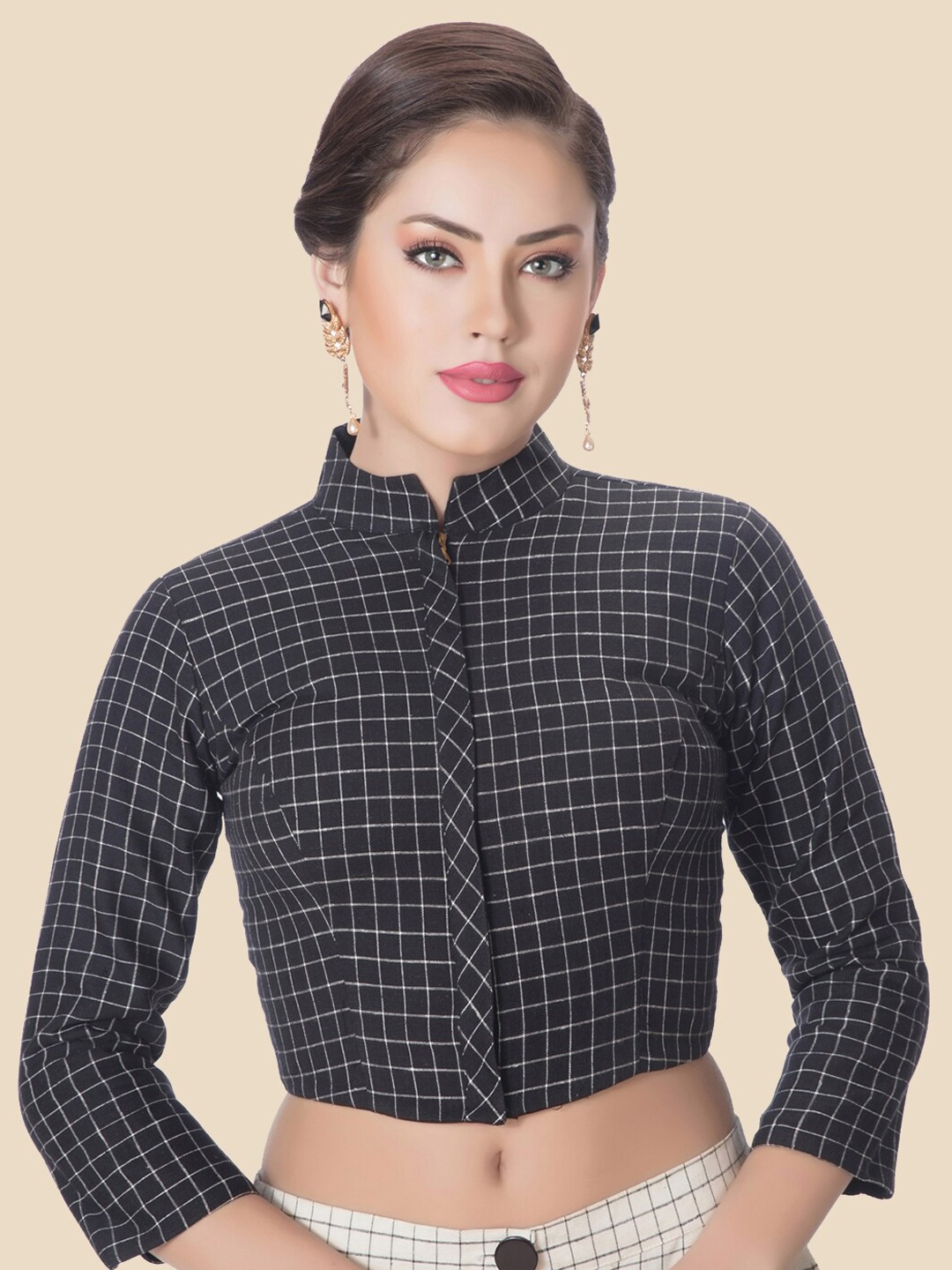 

neckbook Black & White Checked Padded Readymade Saree Blouse