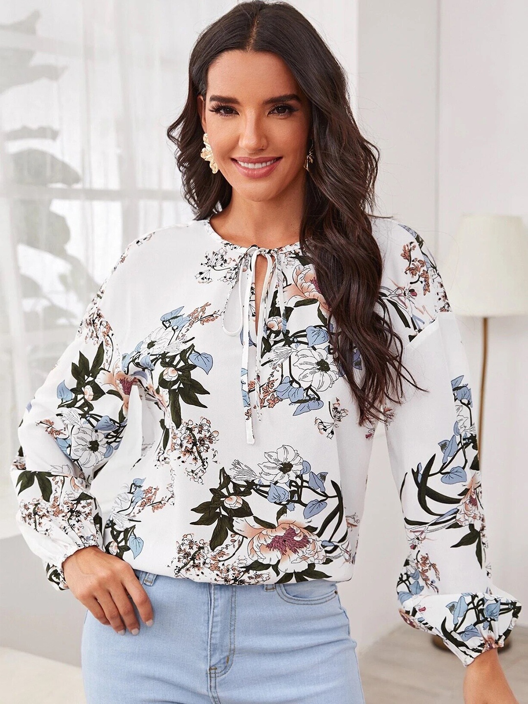 

BoStreet White Floral Print Tie-Up Neck Top