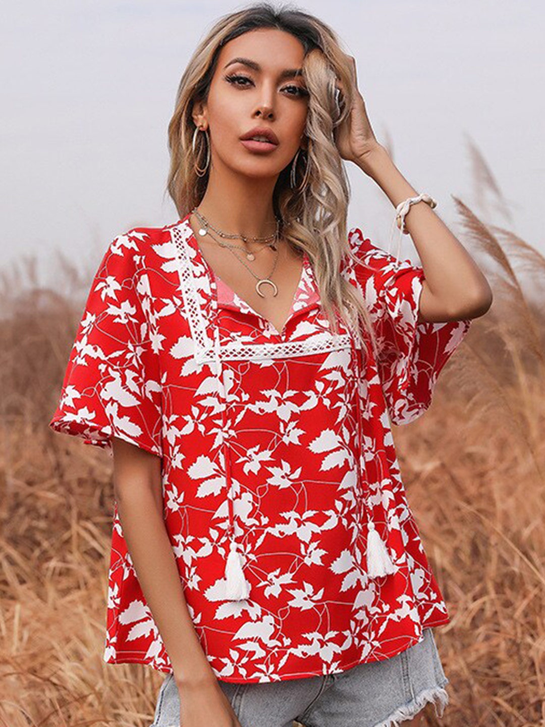 

StyleCast Women Red & White Floral Print Tie-Up Neck Top