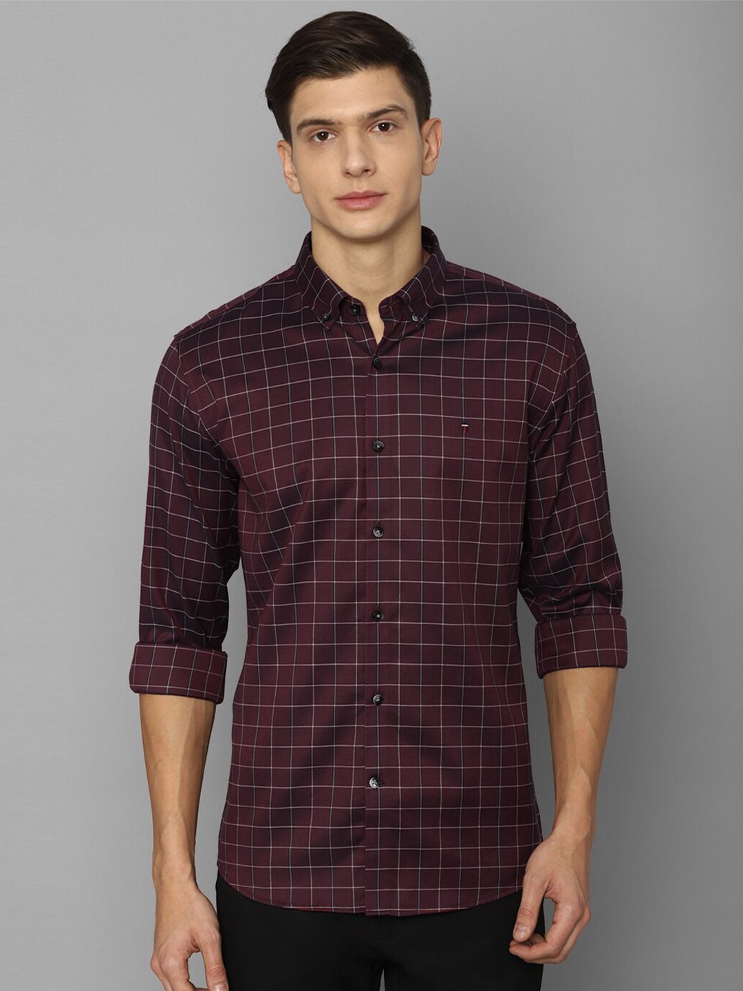 

Louis Philippe Sport Men Brown Slim Fit Checked Casual Shirt