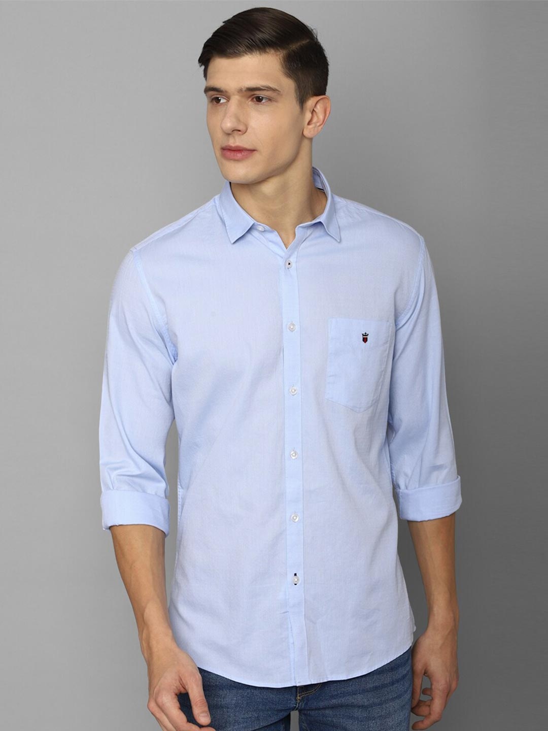 

Louis Philippe Sport Men Blue Slim Fit Casual Shirt