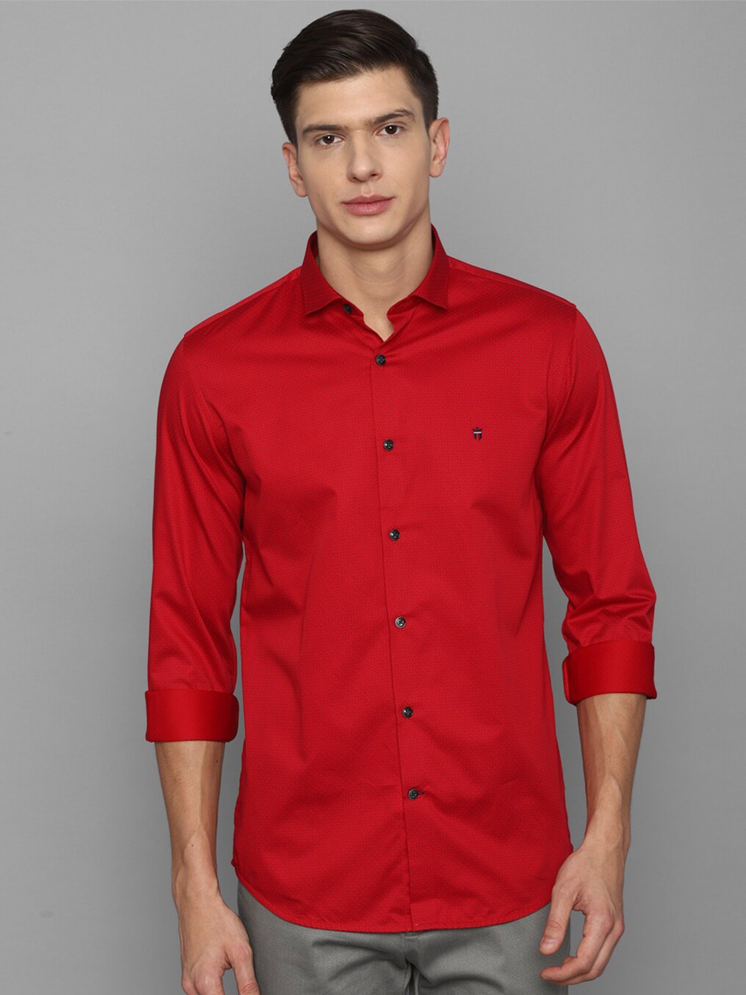 

Louis Philippe Sport Men Red Slim Fit Casual Shirt