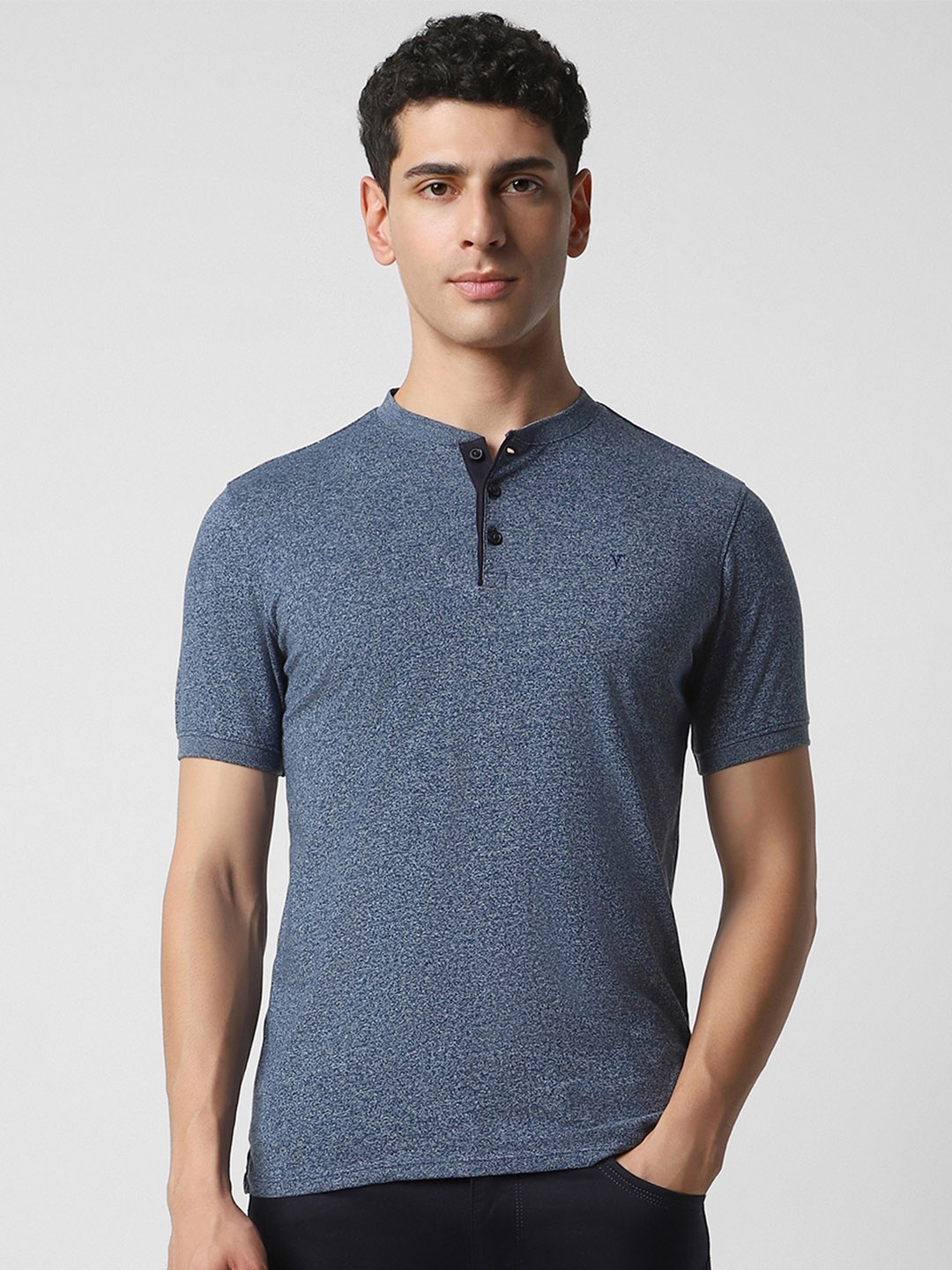 

V Dot Men Navy Blue Mandarin Collar Slim Fit T-shirt