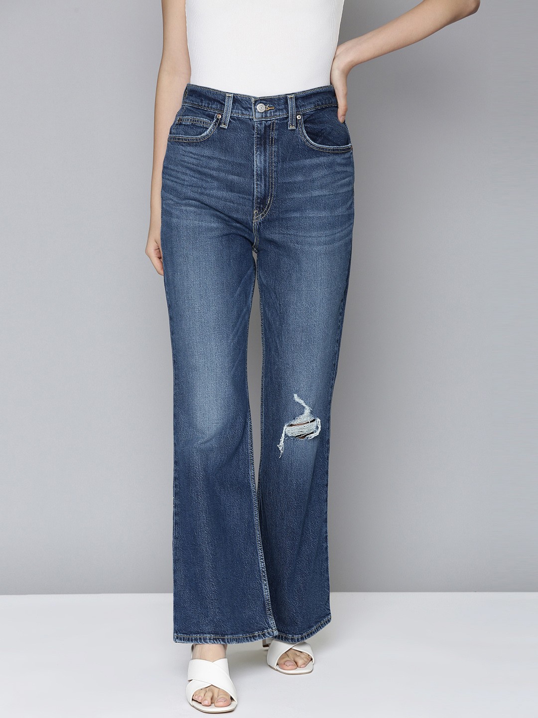

Levis Blue 70s High Flare Slash Knee Light Fade Jeans