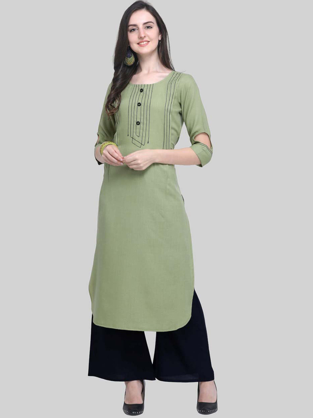 

SAPTRANGI Women Green Thread Work Kurta with Palazzos