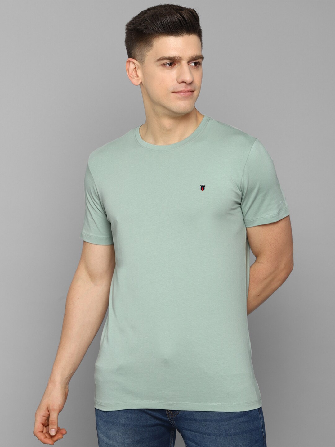 

Louis Philippe Jeans Men Green Slim Fit T-shirt