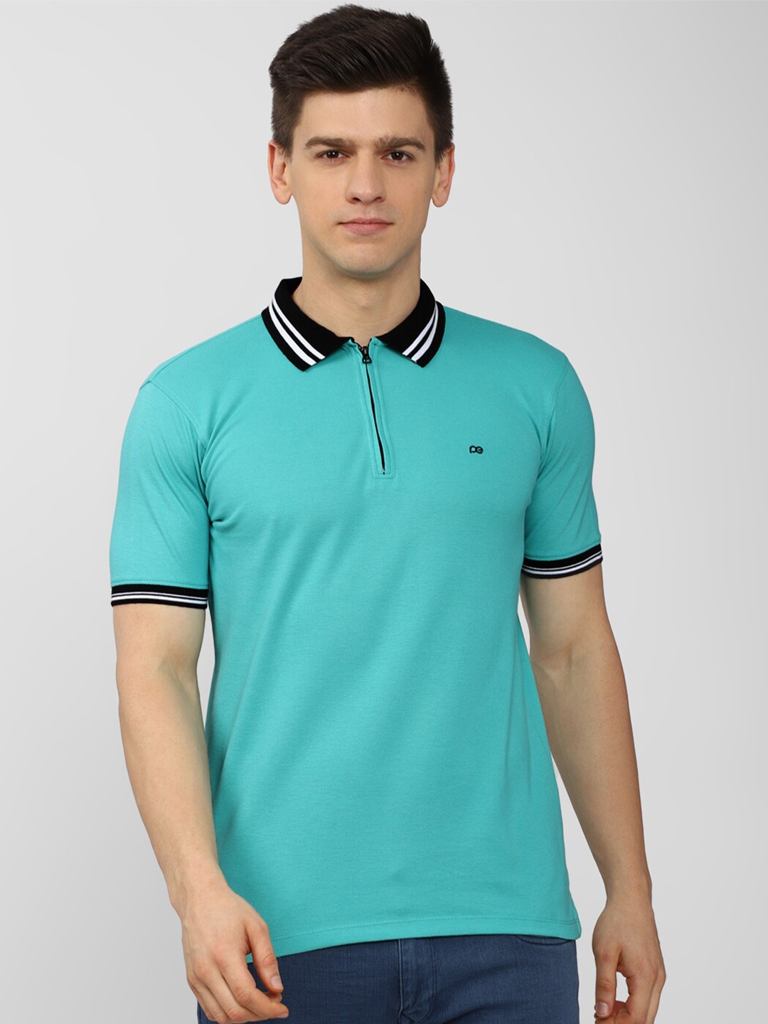 

Peter England Casuals Men Blue & Black Polo Collar Applique T-shirt