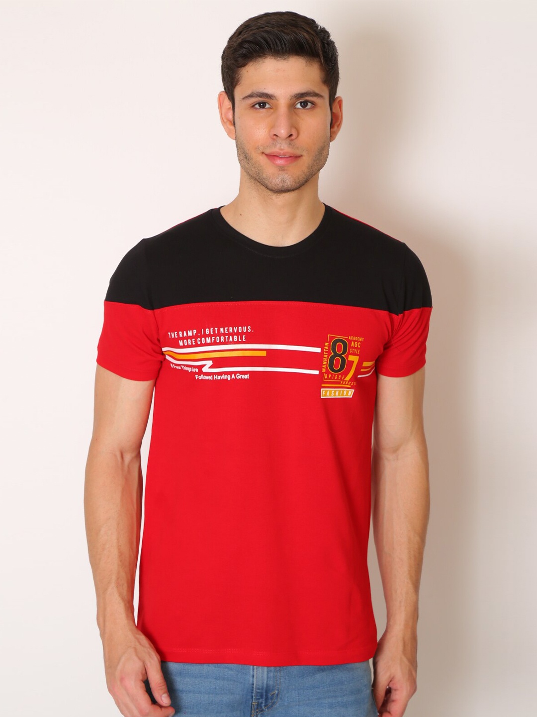 

VINSON Men Red & Black Colourblocked Slim Fit T-shirt