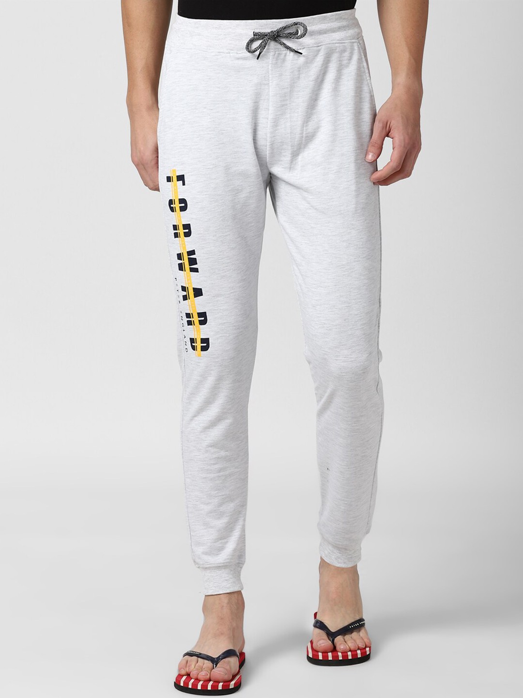 

Peter England Casuals Men Grey Solid Joggers