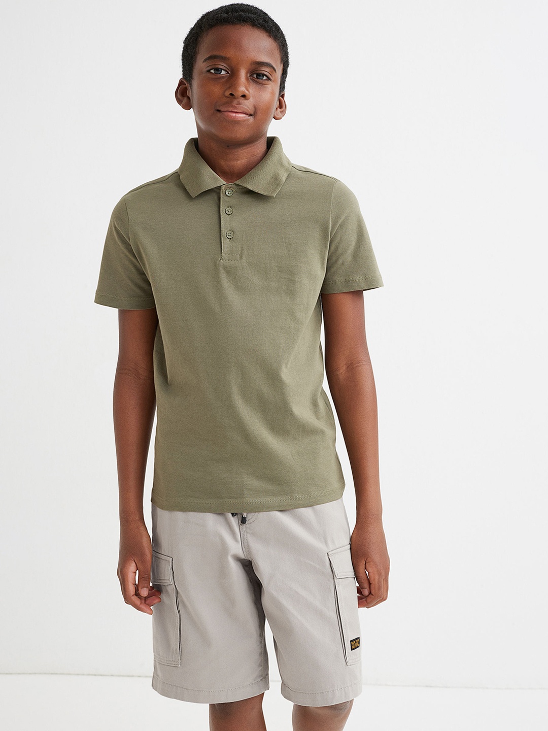 

H&M Boys Beige Cargo Shorts