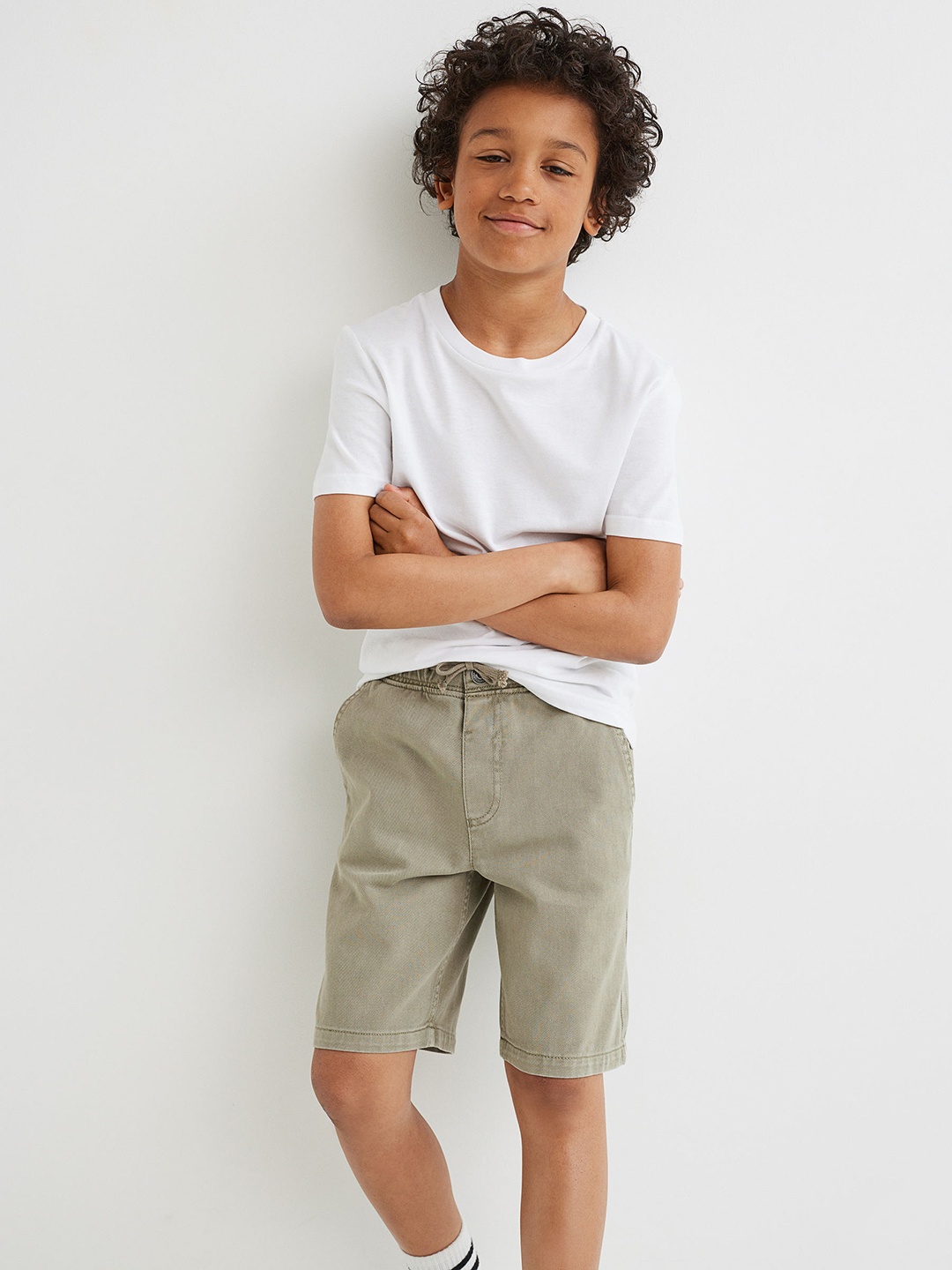 

H&M Boys Green Pure Cotton Shorts