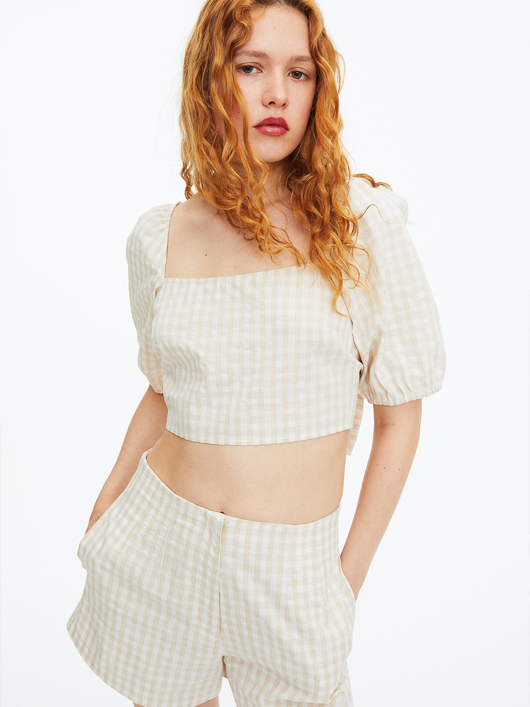

H&M Beige Checked Styled Back Crop Top