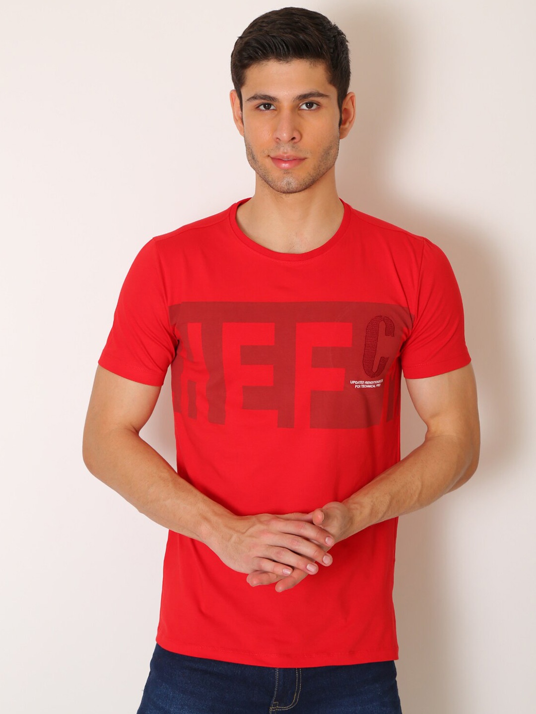 

VINSON Men Red Typography Printed Cotton Slim Fit T-shirt