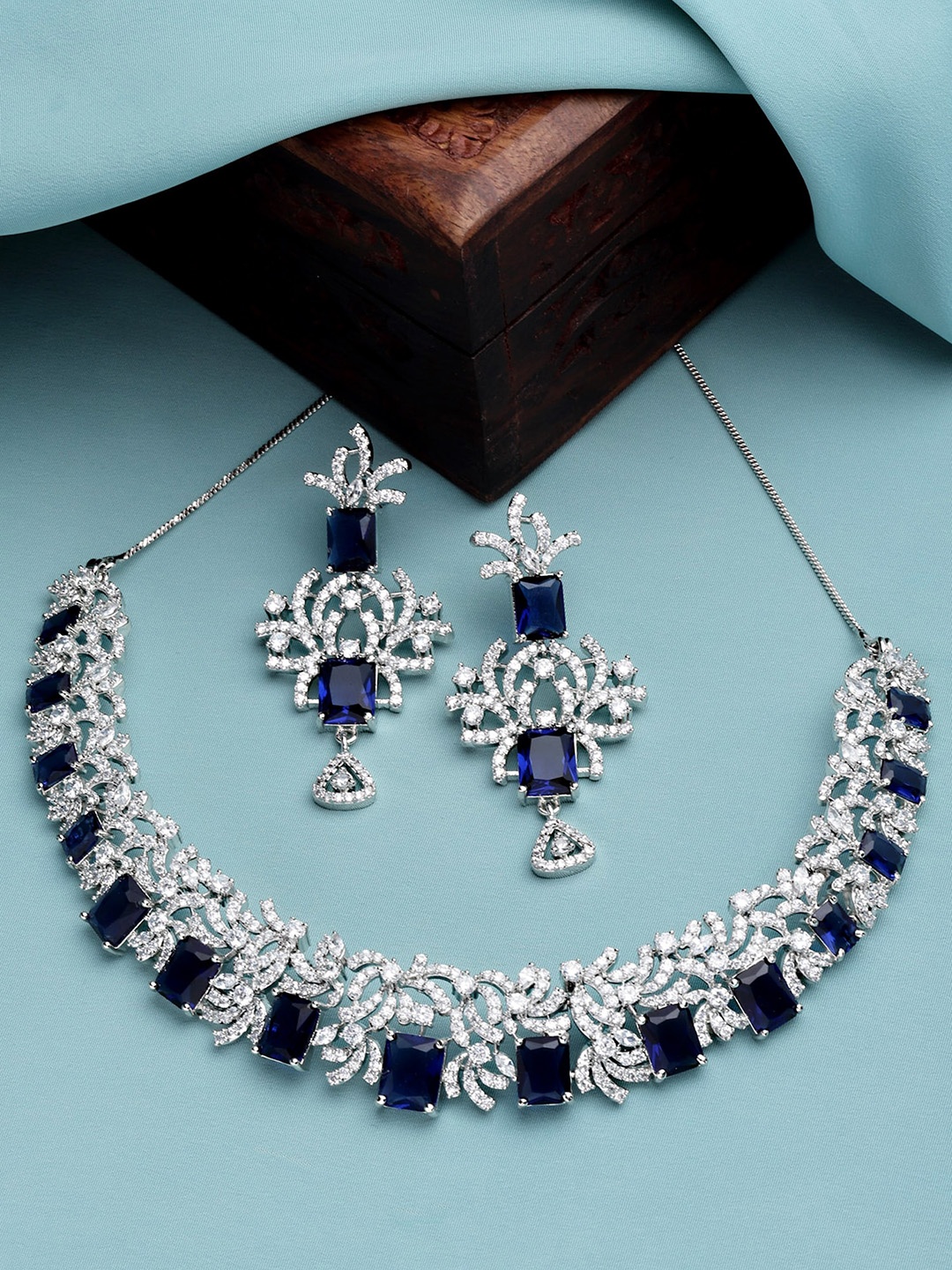 

KARATCART Silver-Plated Blue & White AD-Studded Handcrafted Jewellery Set