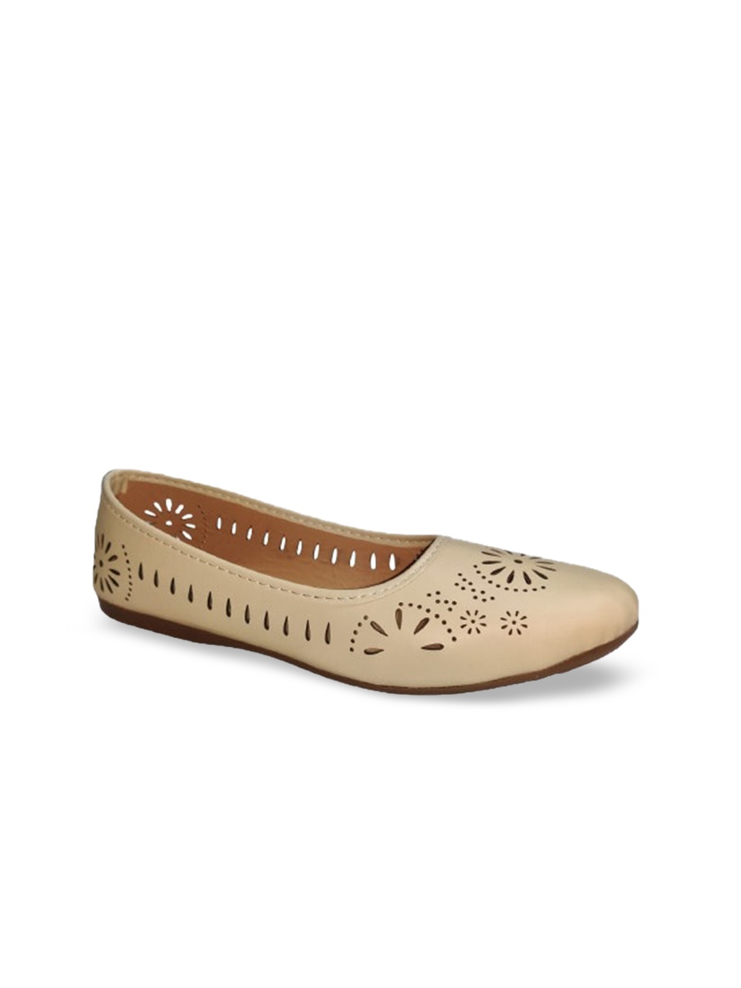 

WOMENS BERRY Women Cream-Coloured Ballerinas with Laser Cuts Flats