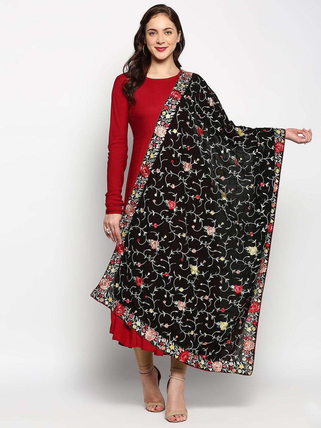 

Dupatta Bazaar Black & Red Embroidered Dupatta with Thread Work
