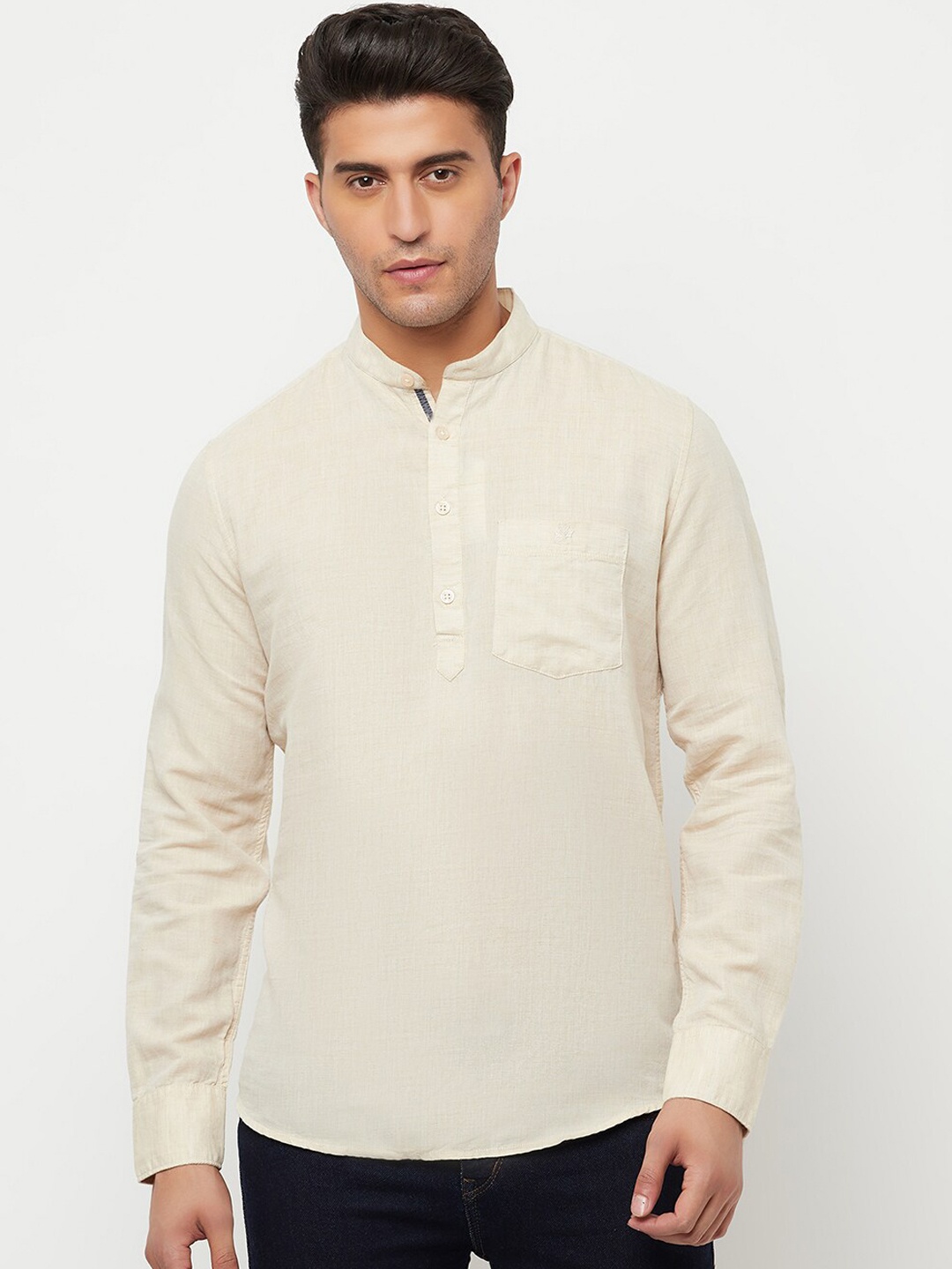 

Crimsoune Club Men Cream-Coloured Solid Straight Kurta