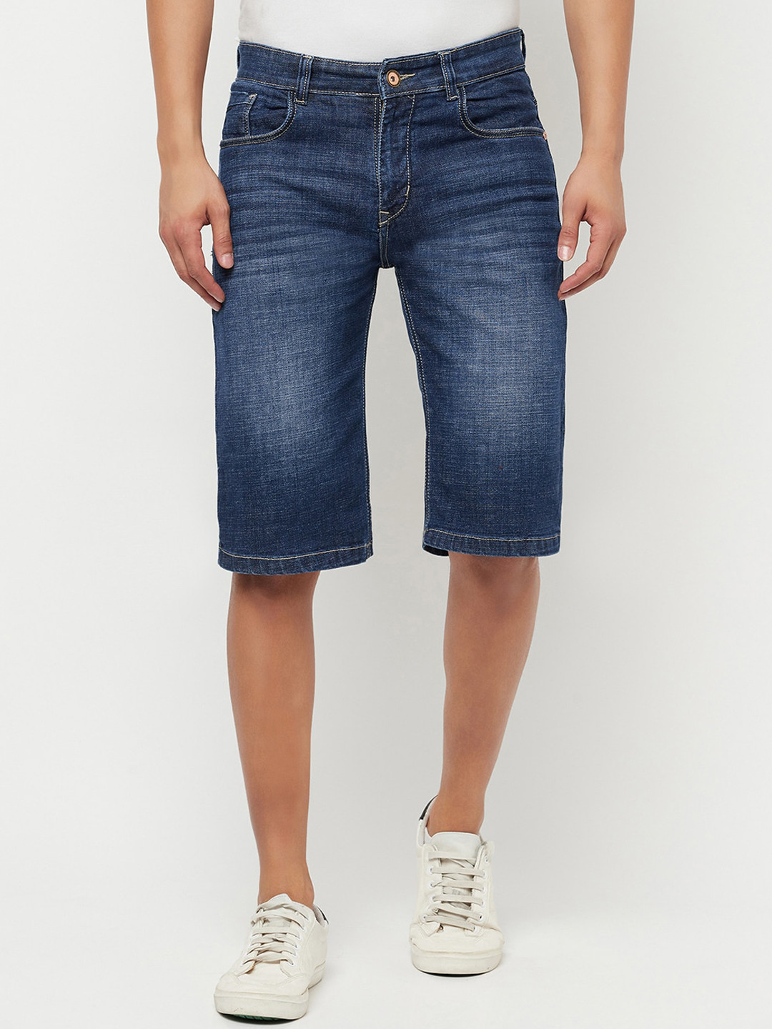 

Crimsoune Club Men Blue Slim Fit Denim Shorts