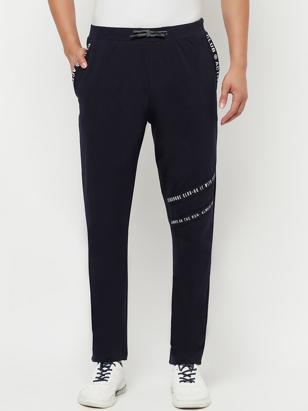 

Crimsoune Club Men Navy Blue Solid Slim-Fit Track Pants