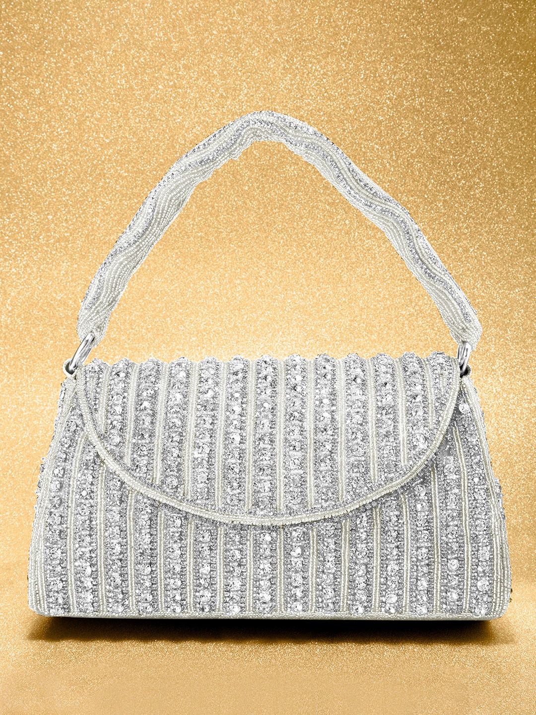 

Peora Women Silver Clutches