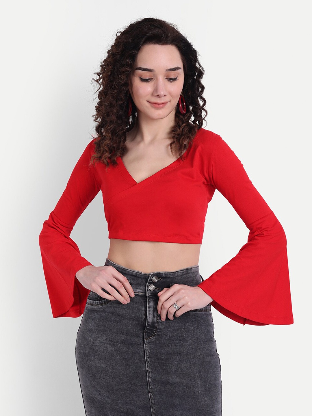 

COLOR CAPITAL Red Solid Bell Sleeves Crop Fitted Top