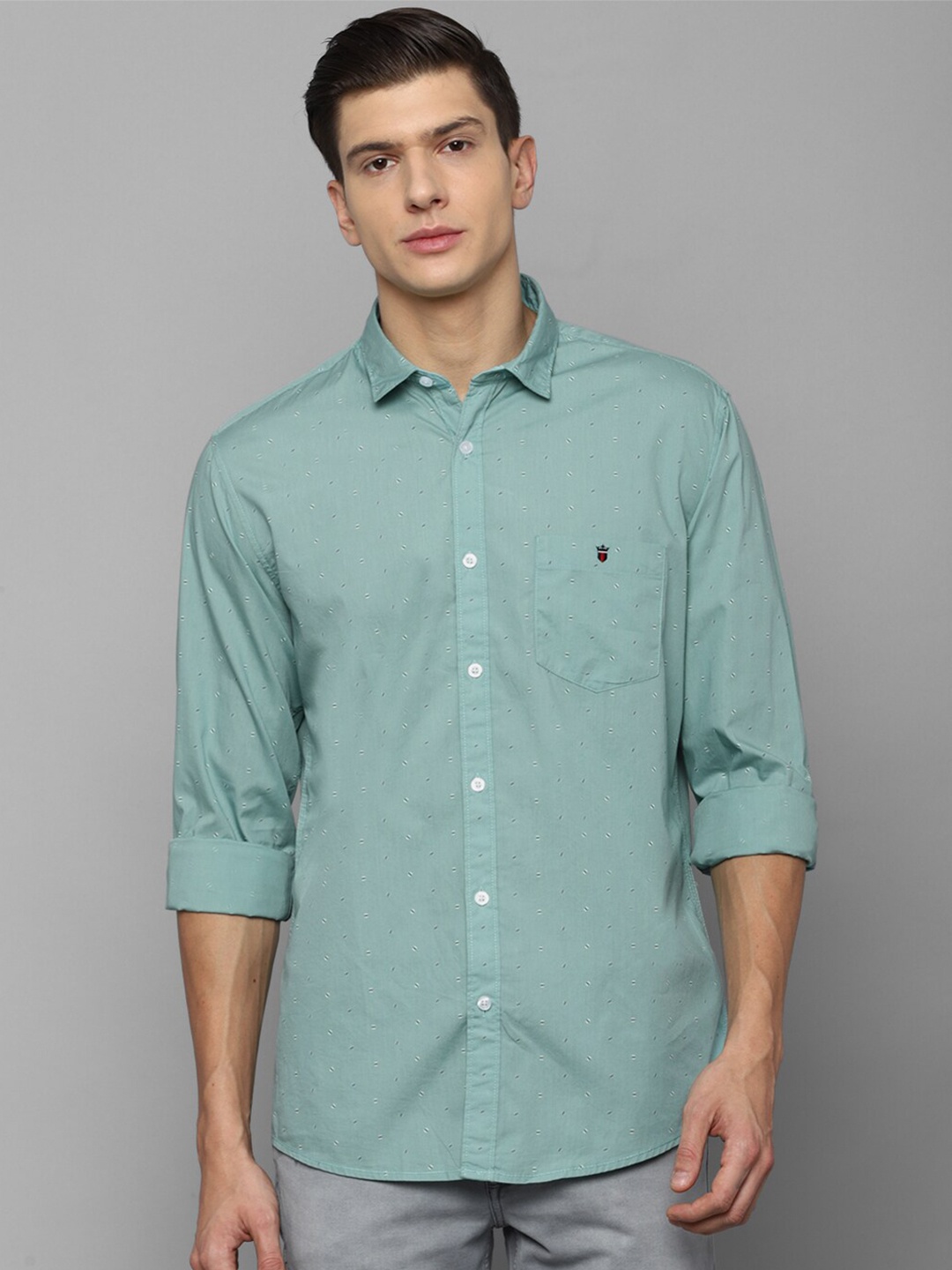 

Louis Philippe Jeans Men Green Slim Fit Casual Cotton Shirt